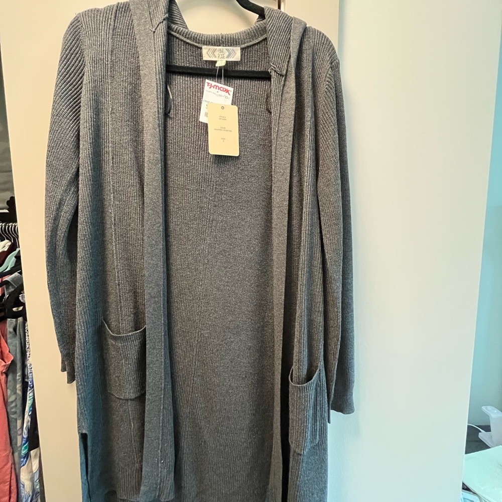 NWT Women's Gray Hooded Sweater
